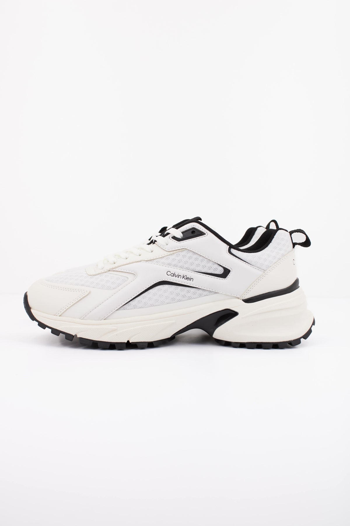 CALVIN KLEIN HIKE RUN CKSTRIPE MESH en color BLANCO  (1)