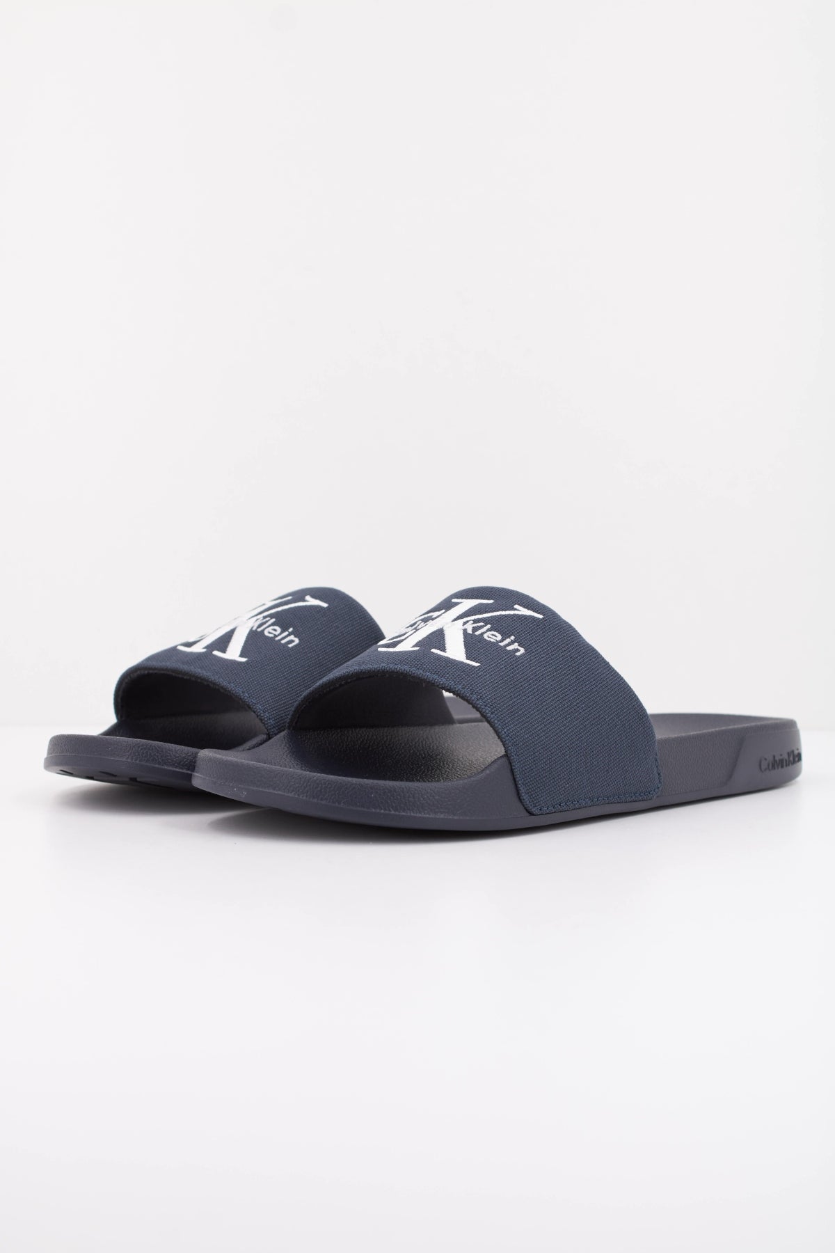 CALVIN KLEIN ESS SLIDE CV en color AZUL  (2)