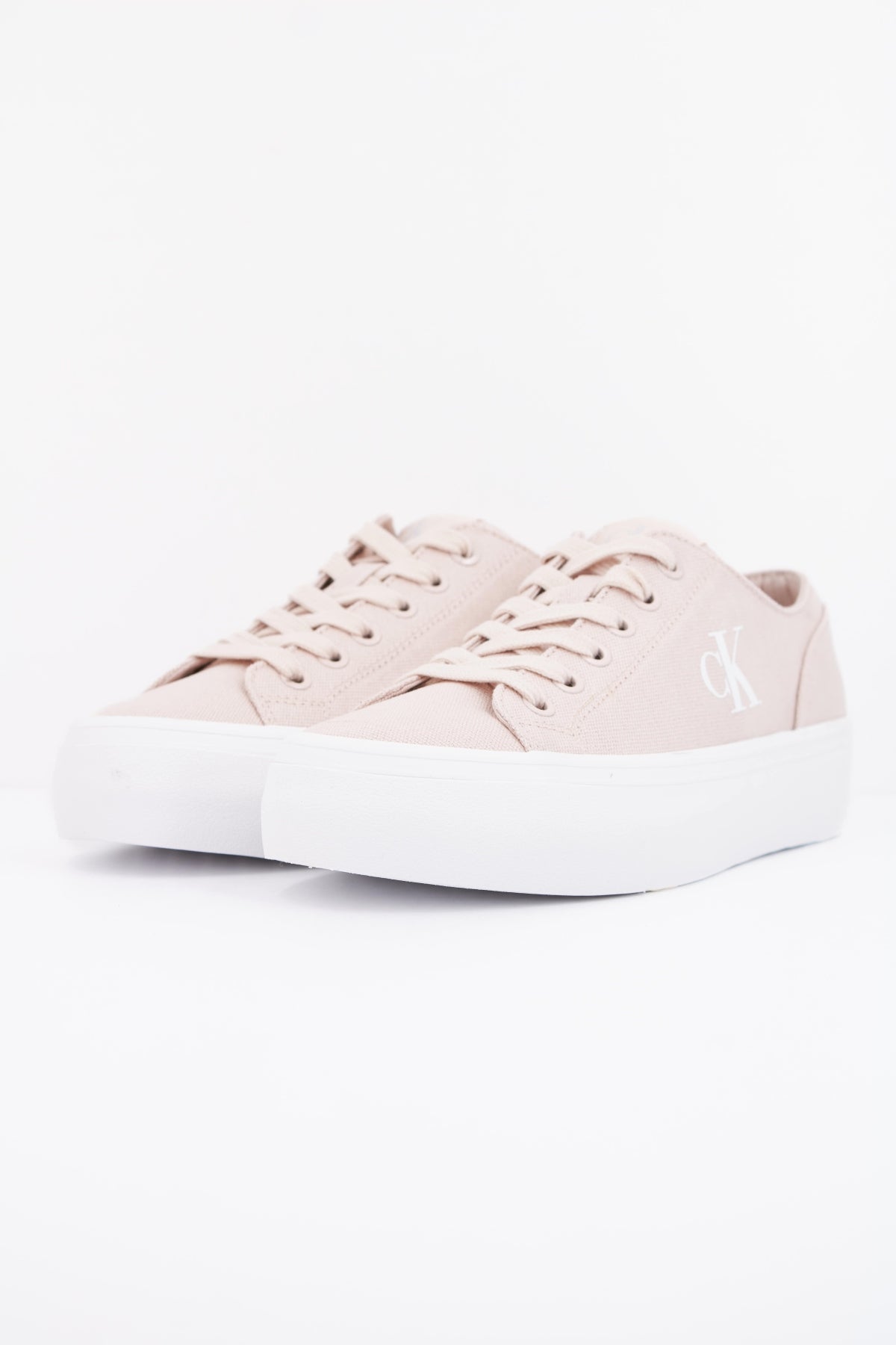 CALVIN KLEIN VULC FLATFORM LOW en color ROSA  (2)
