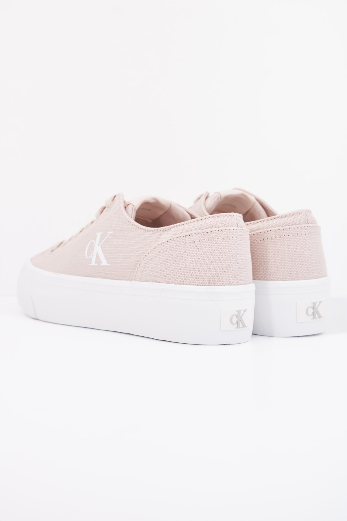 CALVIN KLEIN VULC FLATFORM LOW en color ROSA  (4)