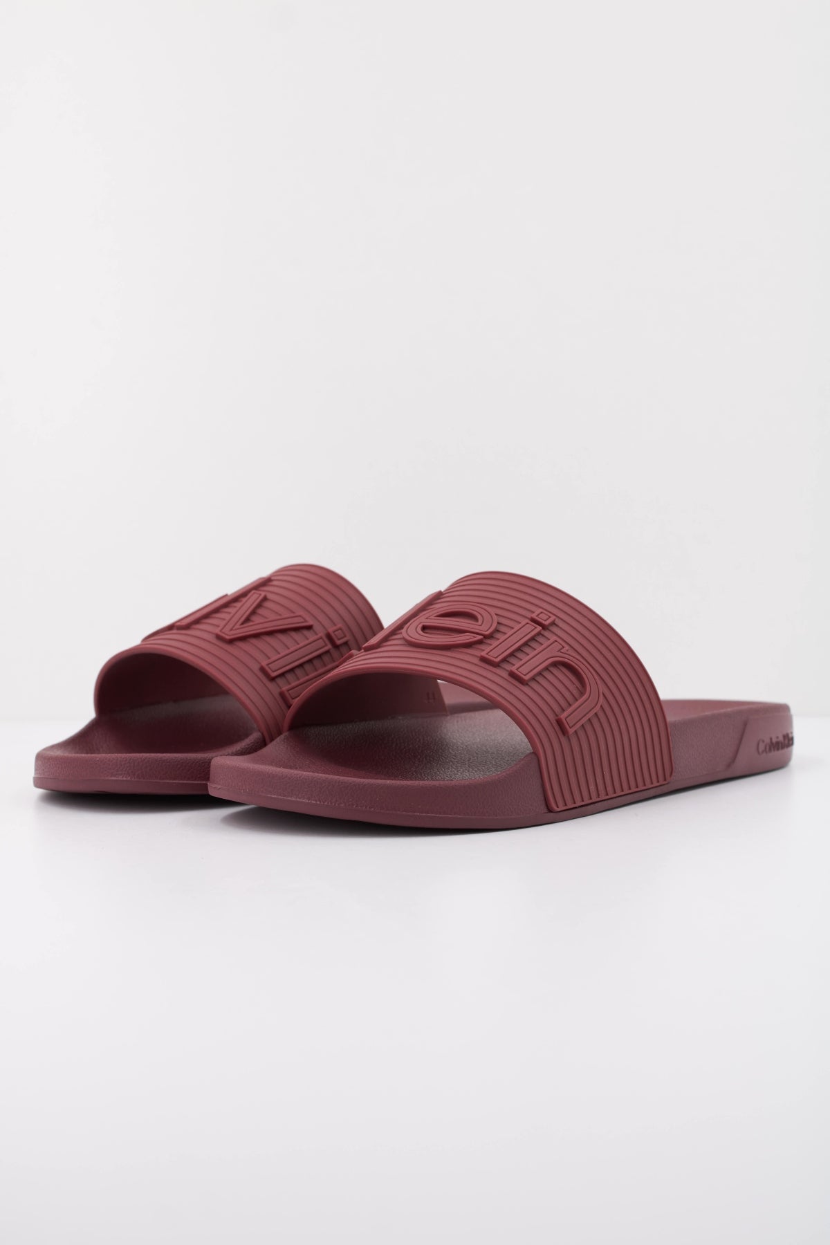 CALVIN KLEIN ESS SLIDE TEXTURE en color BURDEOS  (2)