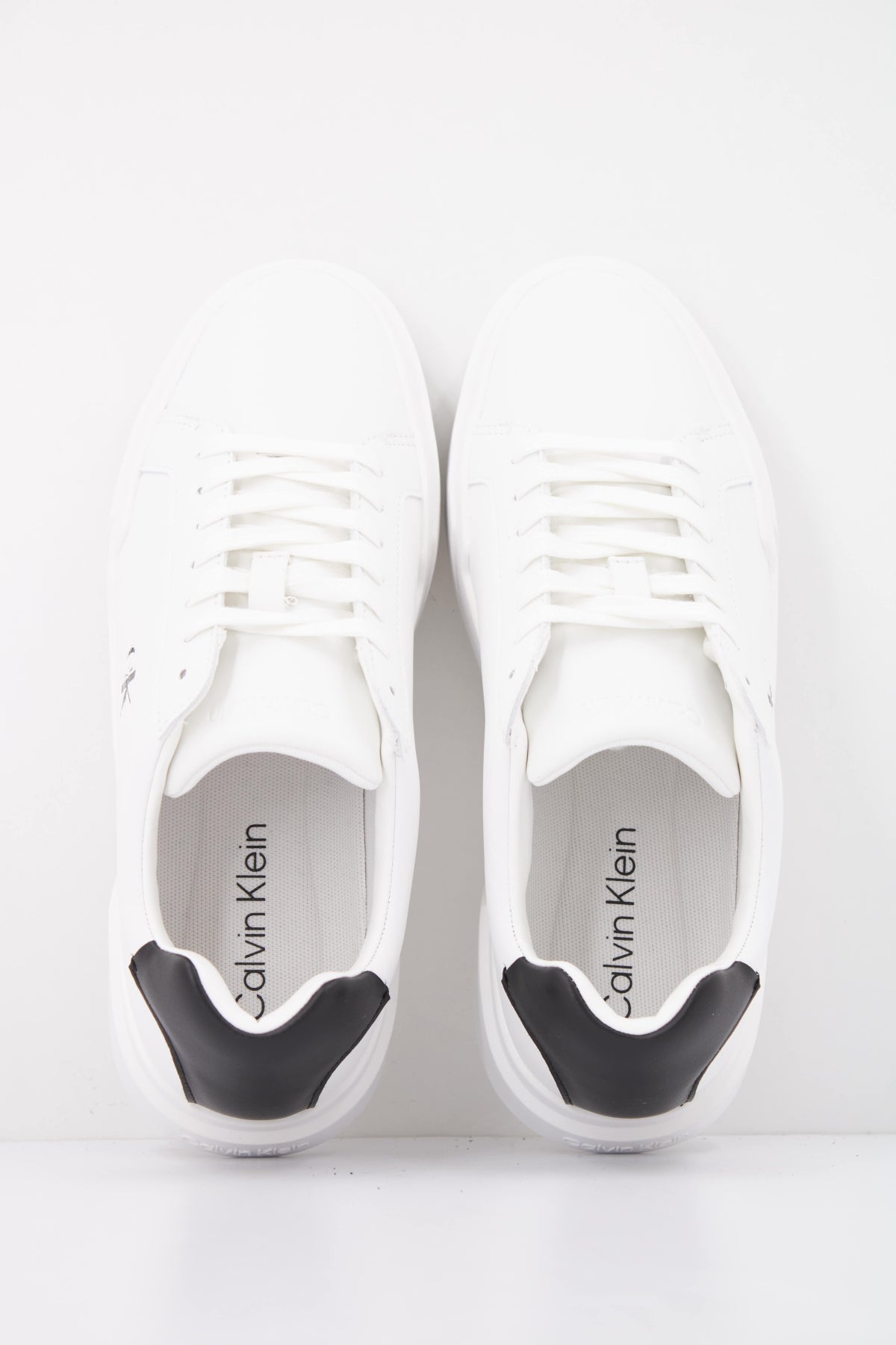 CALVIN KLEIN CHUNKY CUPSOLE LACEUP en color BLANCO  (3)