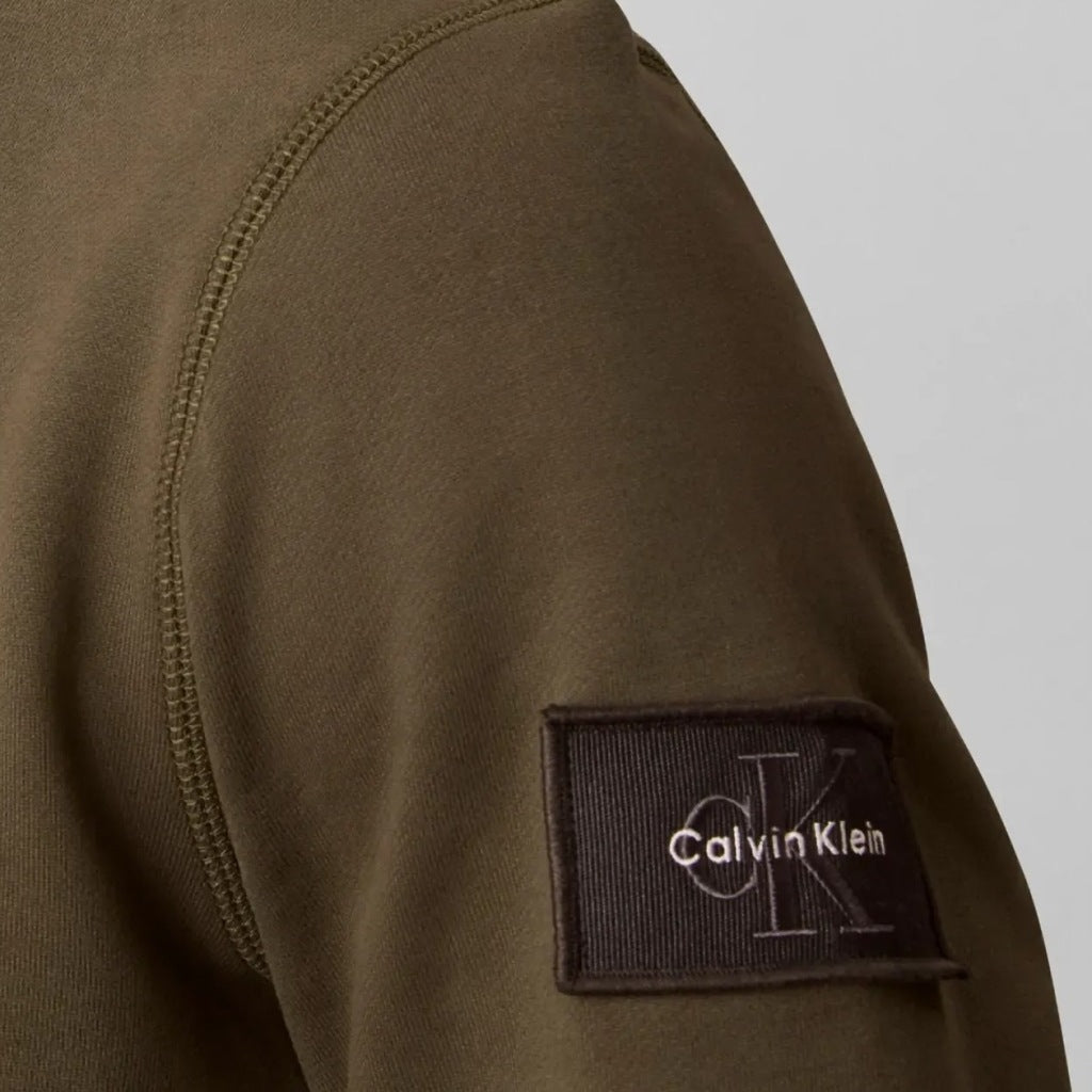 CALVIN KLEIN LVRJG TERRY BADGE CN SWEATS en color VERDE  (6)