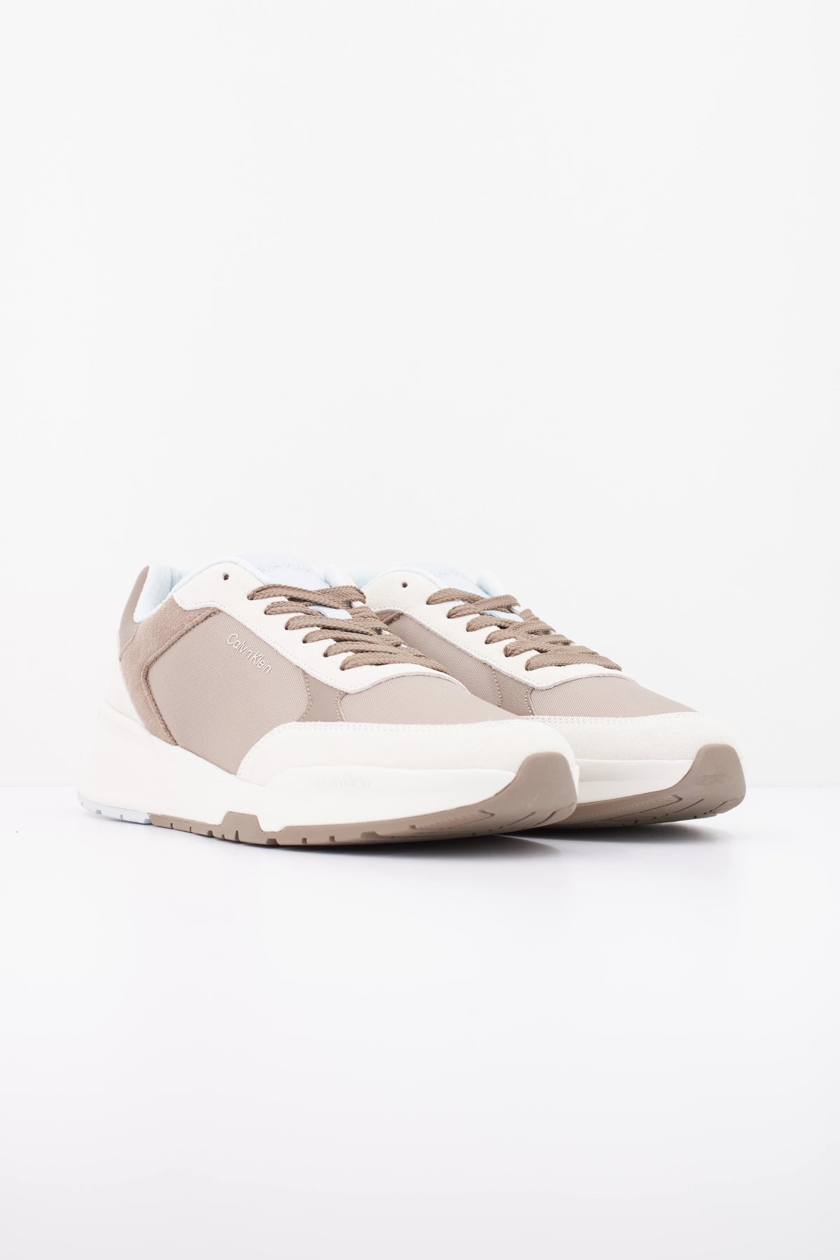 CALVIN KLEIN HMHM CITY RUNNER LACEUP en color BEIS  (2)