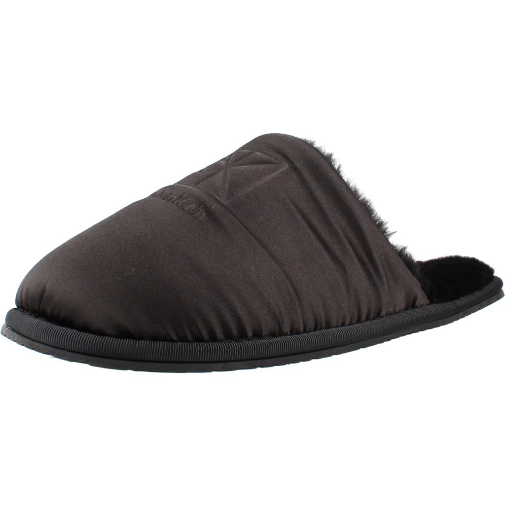 CALVIN KLEIN HWHW HOTEL SLIPPER SATIN en color NEGRO  (1)