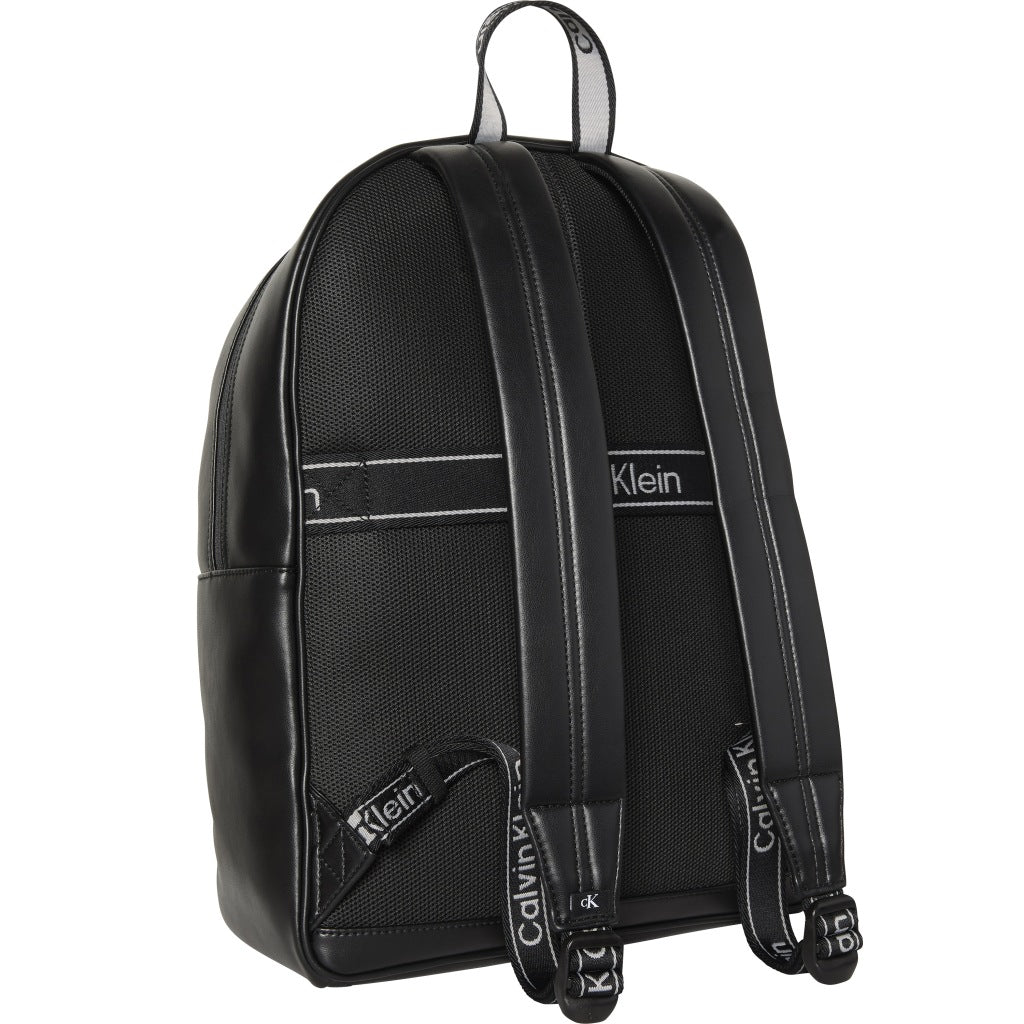 CALVIN KLEIN LVDG BOLD WEBBING BACKPACK en color NEGRO  (5)