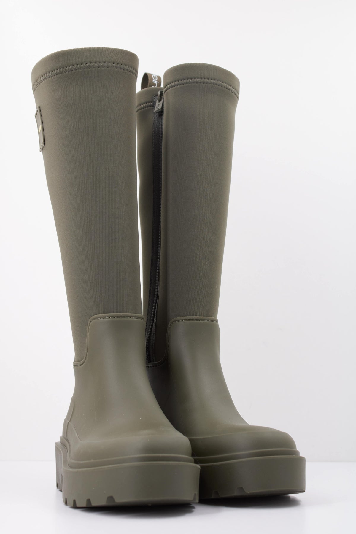 CALVIN KLEIN RAINBOOT HIGH RUBBER NEO en color VERDE  (2)