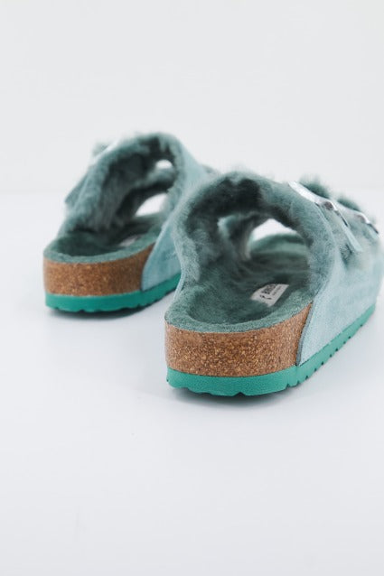 BIRKENSTOCK ARIZONA en color AZUL  (3)