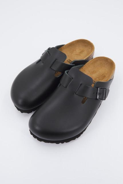 BIRKENSTOCK BOSTON en color NEGRO  (1)