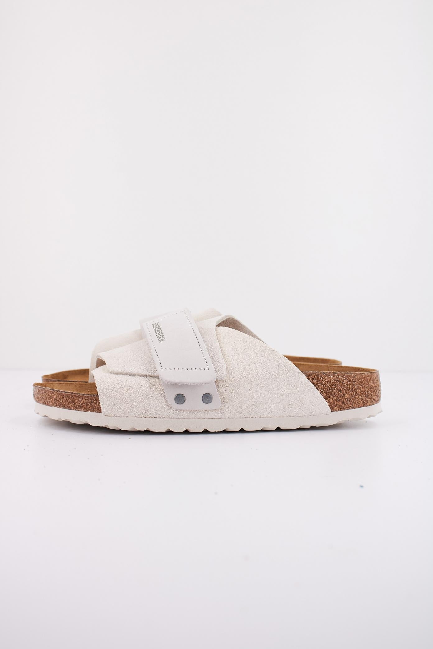 BIRKENSTOCK KYOTO NUBUCK/SUEDE LEATHE en color BEIS  (1)