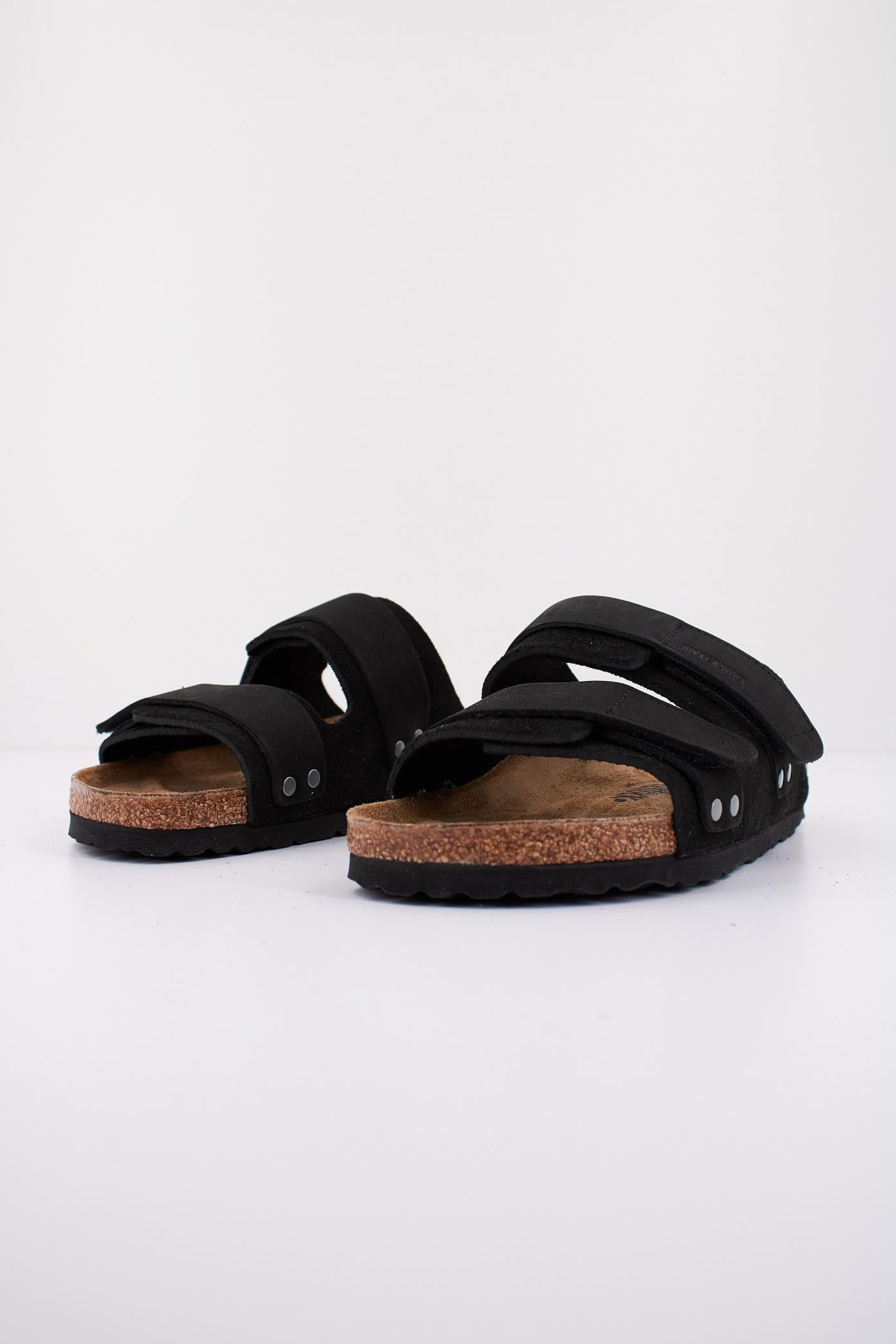 BIRKENSTOCK UJI NUBUCK/SUEDE LEATHER en color NEGRO  (2)