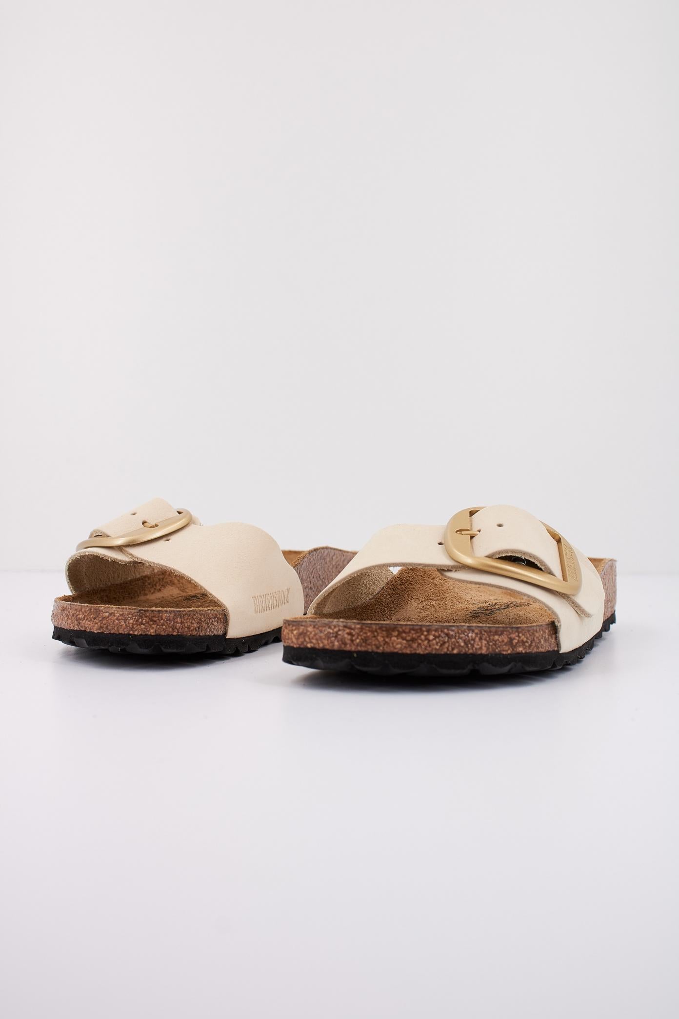 BIRKENSTOCK MADRID BIG BUCKLE NUBUCK en color BLANCO  (2)