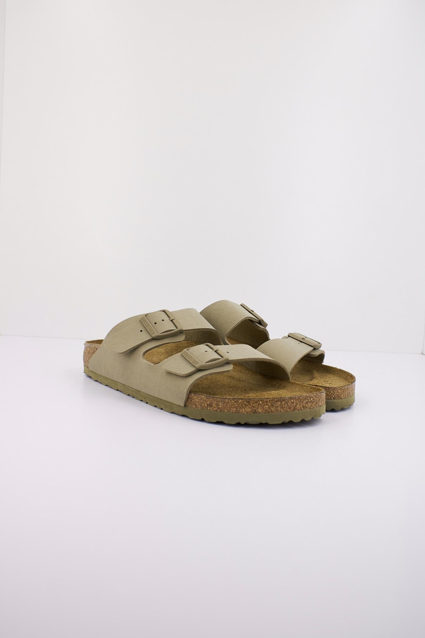 BIRKENSTOCK ARIZONA BS en color VERDE  (2)