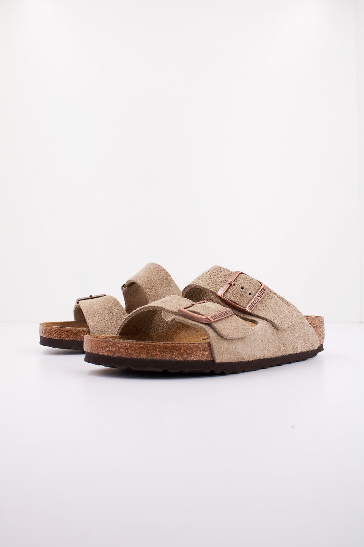 BIRKENSTOCK ARIZONA SUEDE LEATHER en color BEIS  (2)