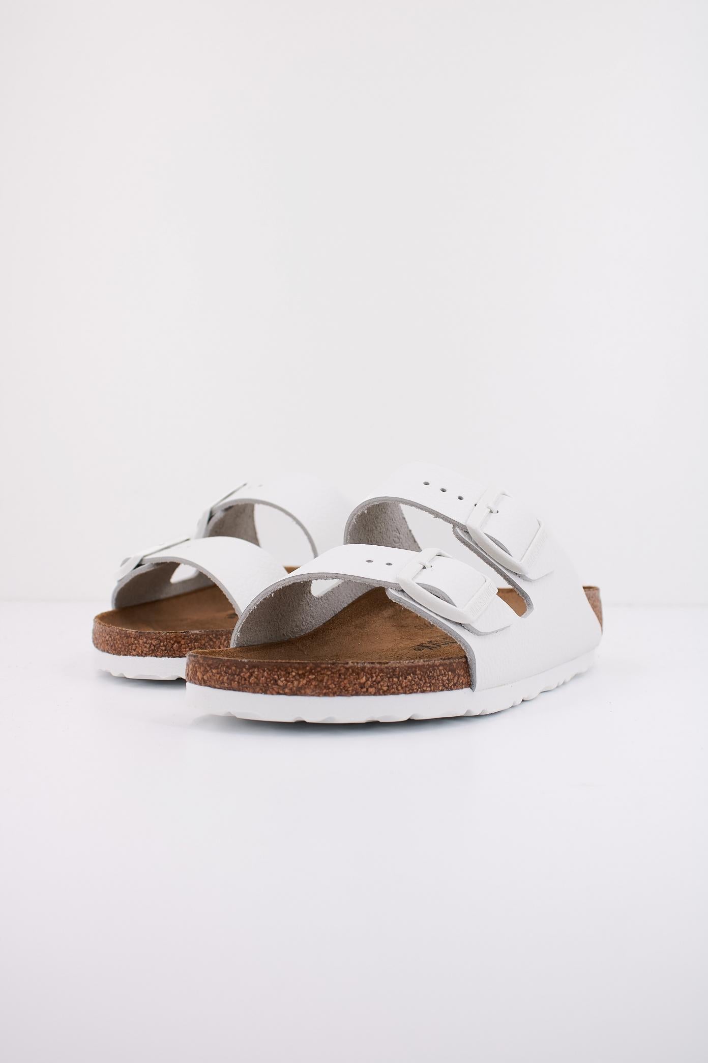 BIRKENSTOCK ARIZONA NATURAL LEATHER en color BLANCO  (2)