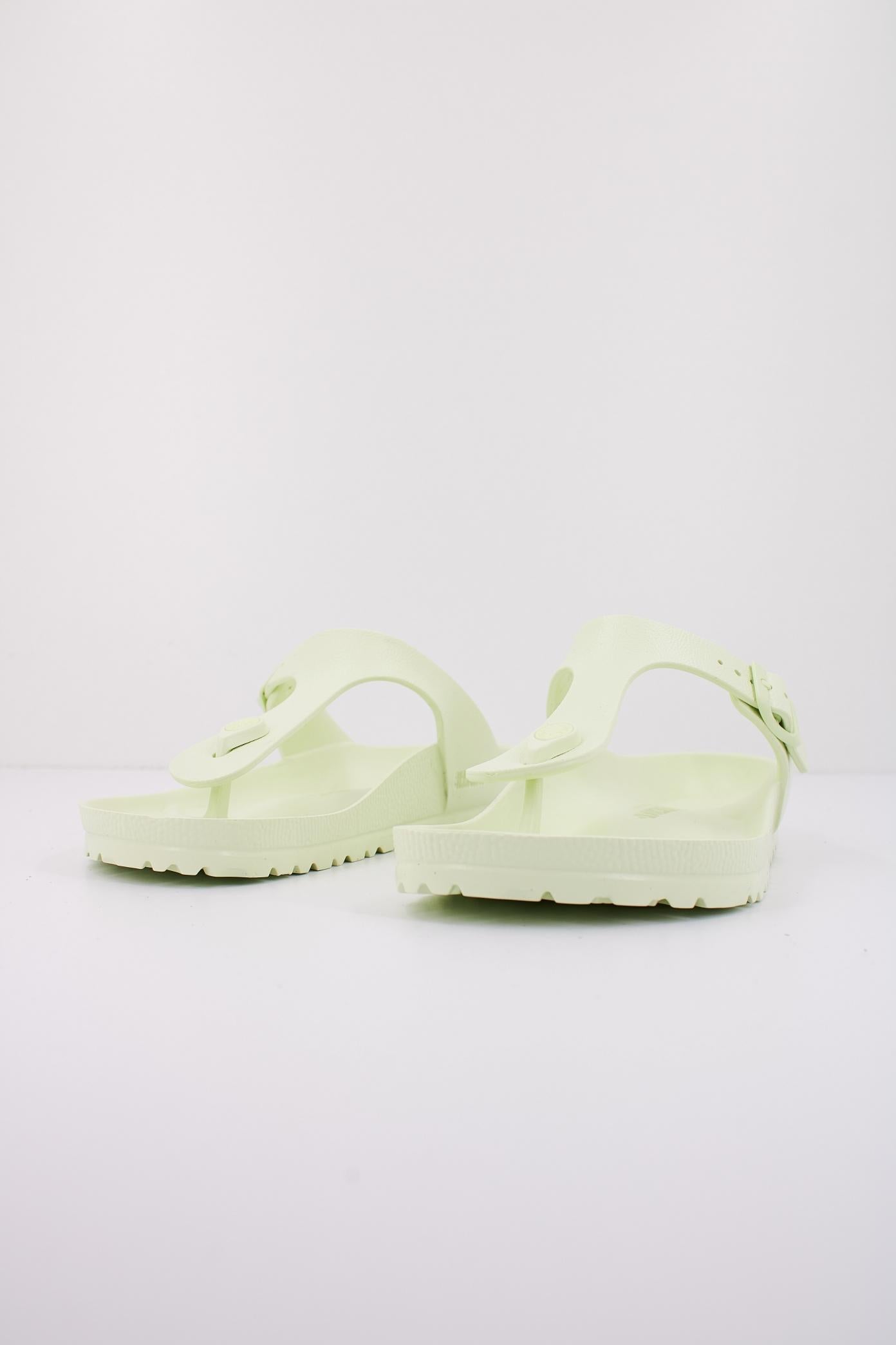 BIRKENSTOCK GIZEH ESSENTIALS EVA en color VERDE  (2)