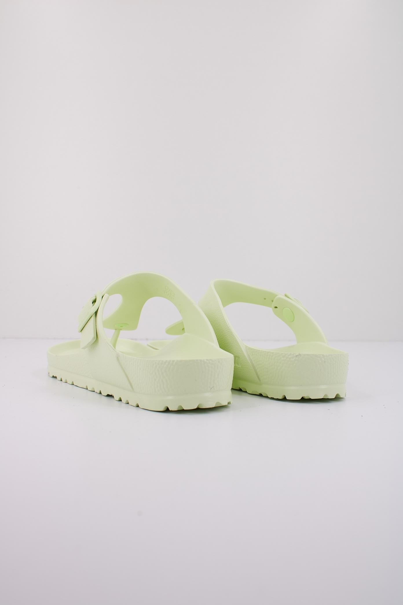 BIRKENSTOCK GIZEH ESSENTIALS EVA en color VERDE  (3)