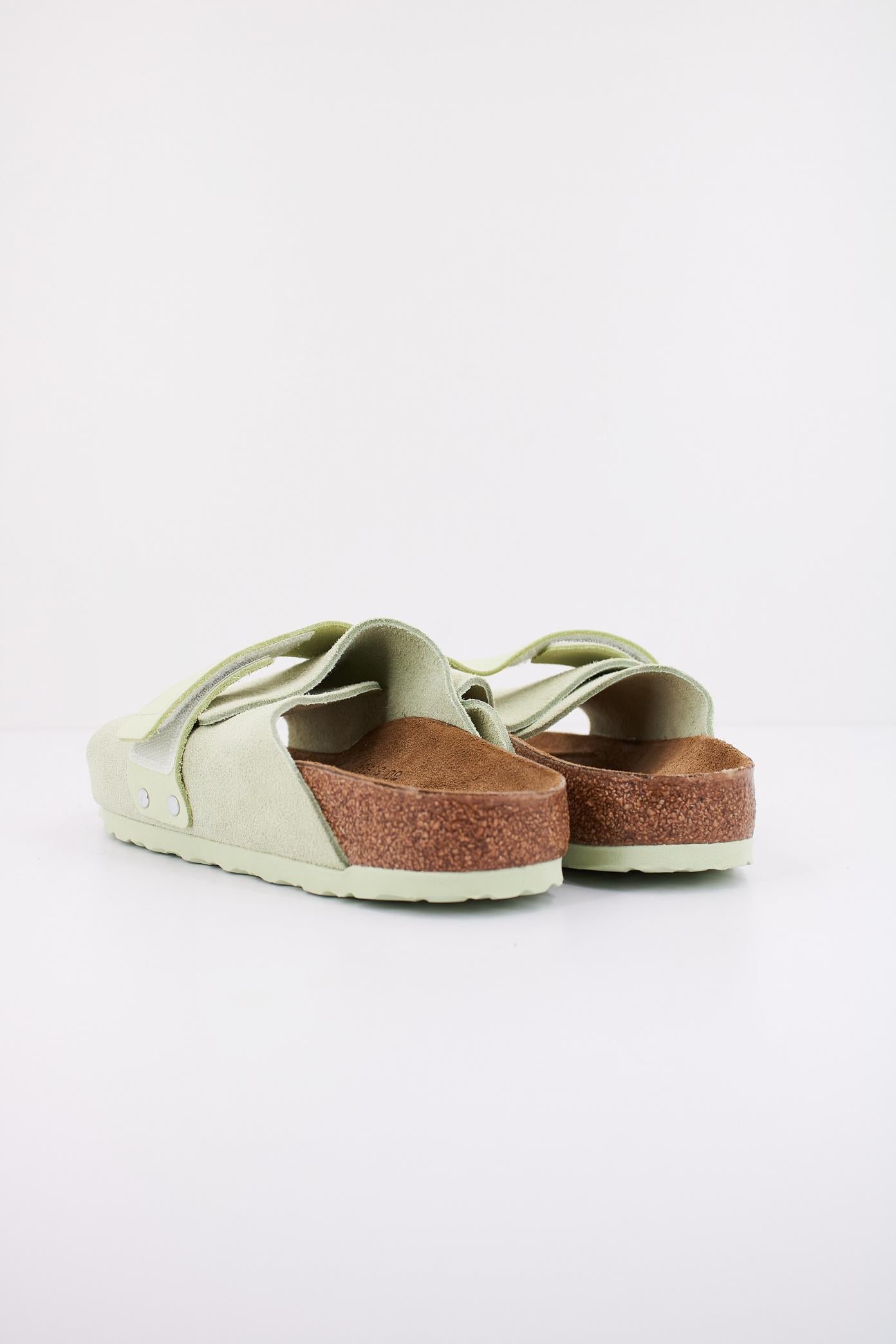 BIRKENSTOCK  KYOTO en color VERDE  (4)