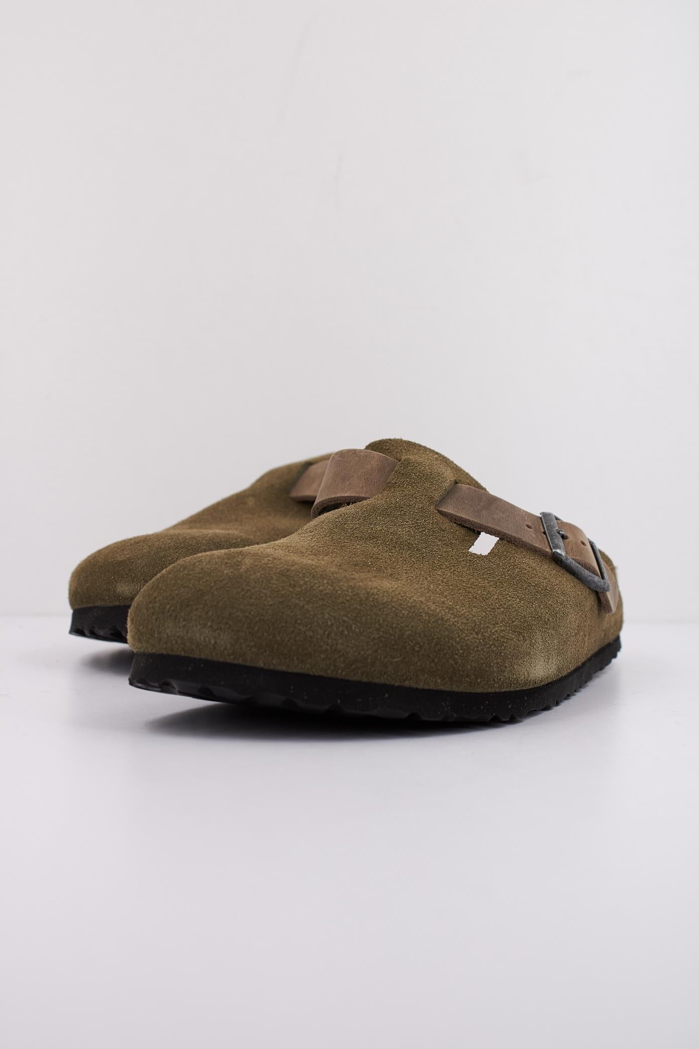 BIRKENSTOCK BOSTON en color VERDE  (2)