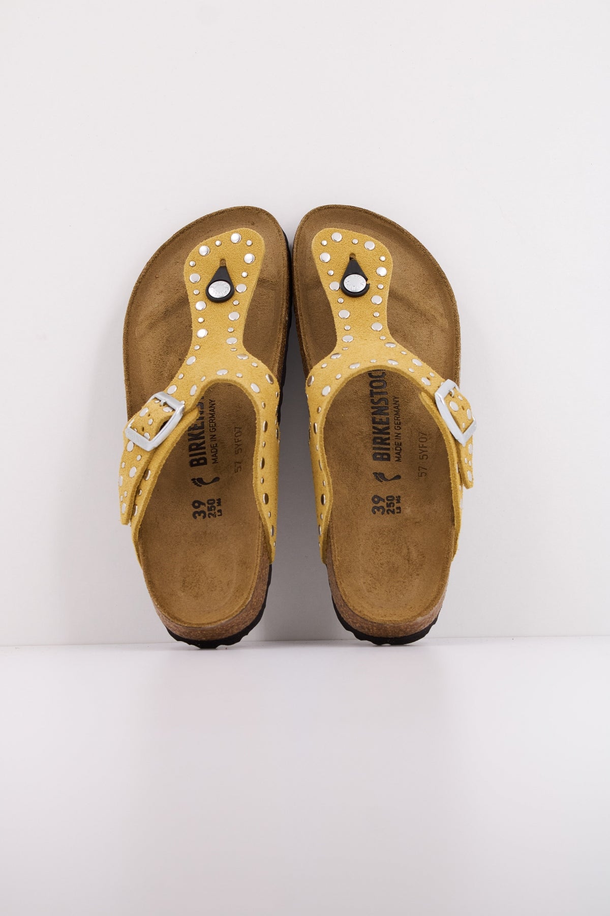 BIRKENSTOCK GIZEH RIVET BORDER en color AMARILLO  (3)