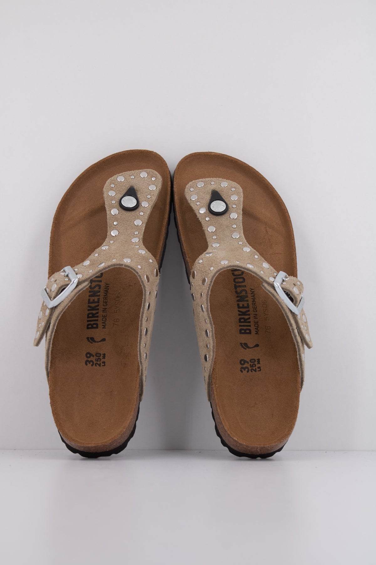 BIRKENSTOCK GIZEH RIVET BORDER en color MARRON CLARO  (3)