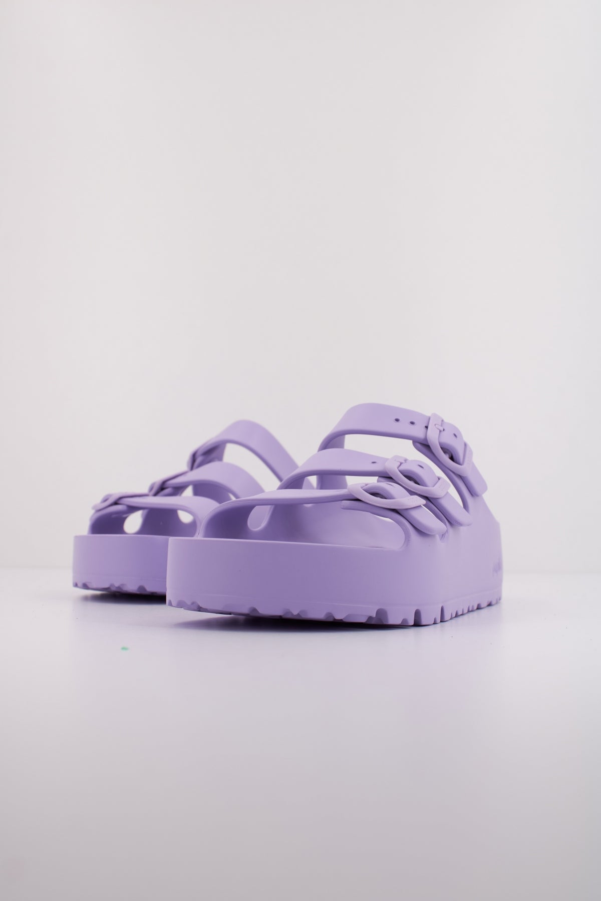 BIRKENSTOCK FLORIDA III EVA PAP FLEX PLATFORM en color VIOLETA  (2)