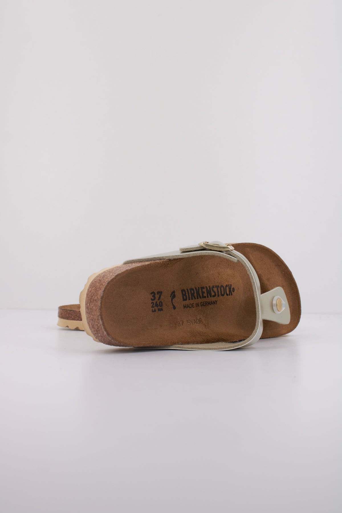 BIRKENSTOCK GIZEH en color ORO  (5)