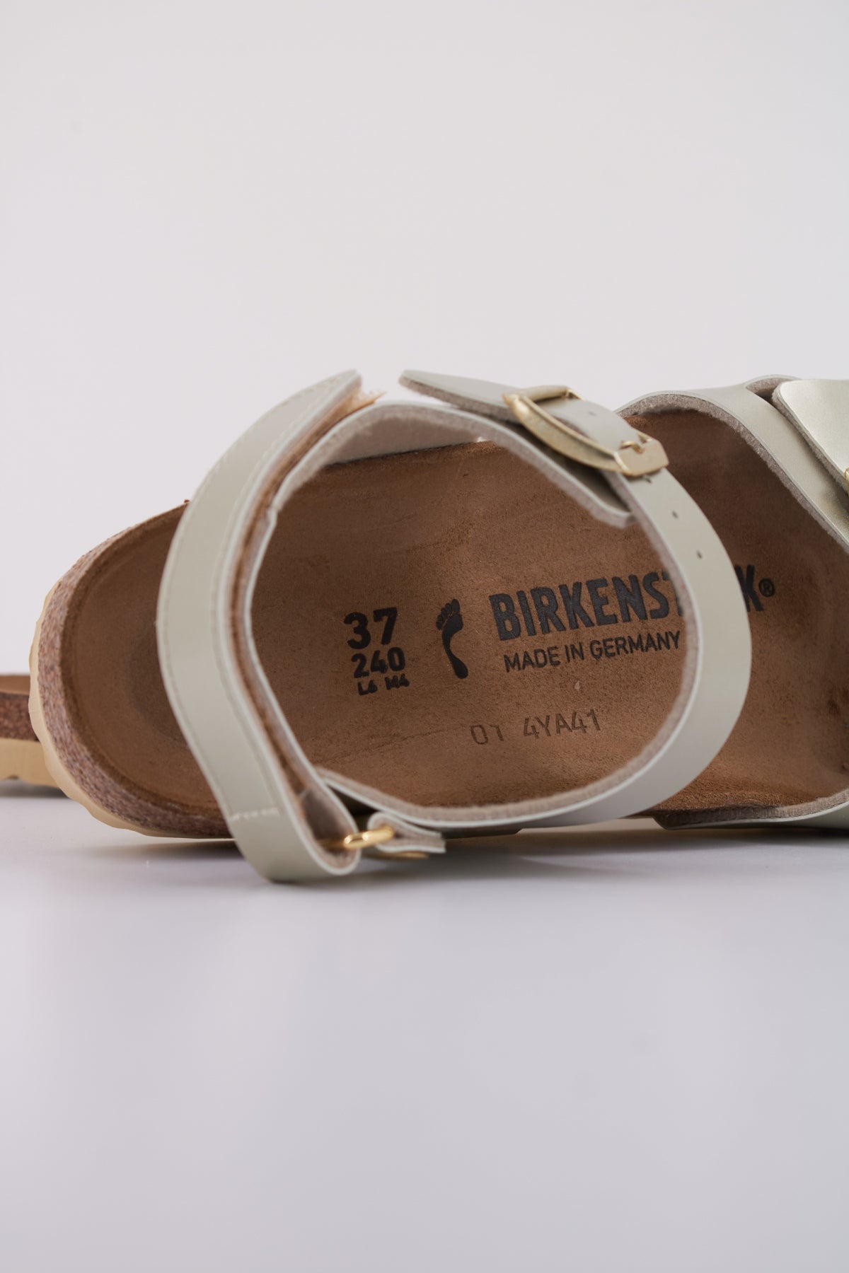 BIRKENSTOCK RIO AS KIDS en color ORO  (5)