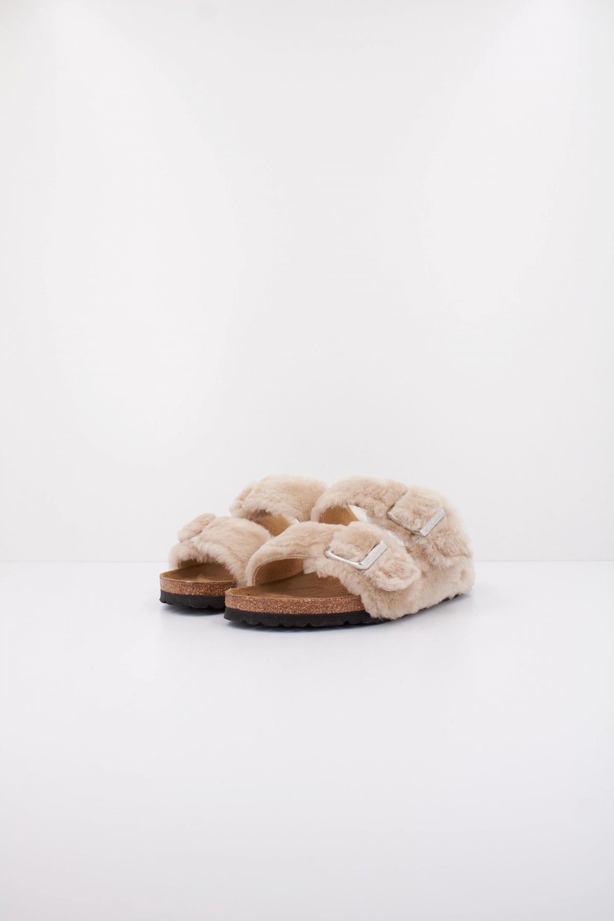 BIRKENSTOCK ARIZONA en color BEIS  (2)
