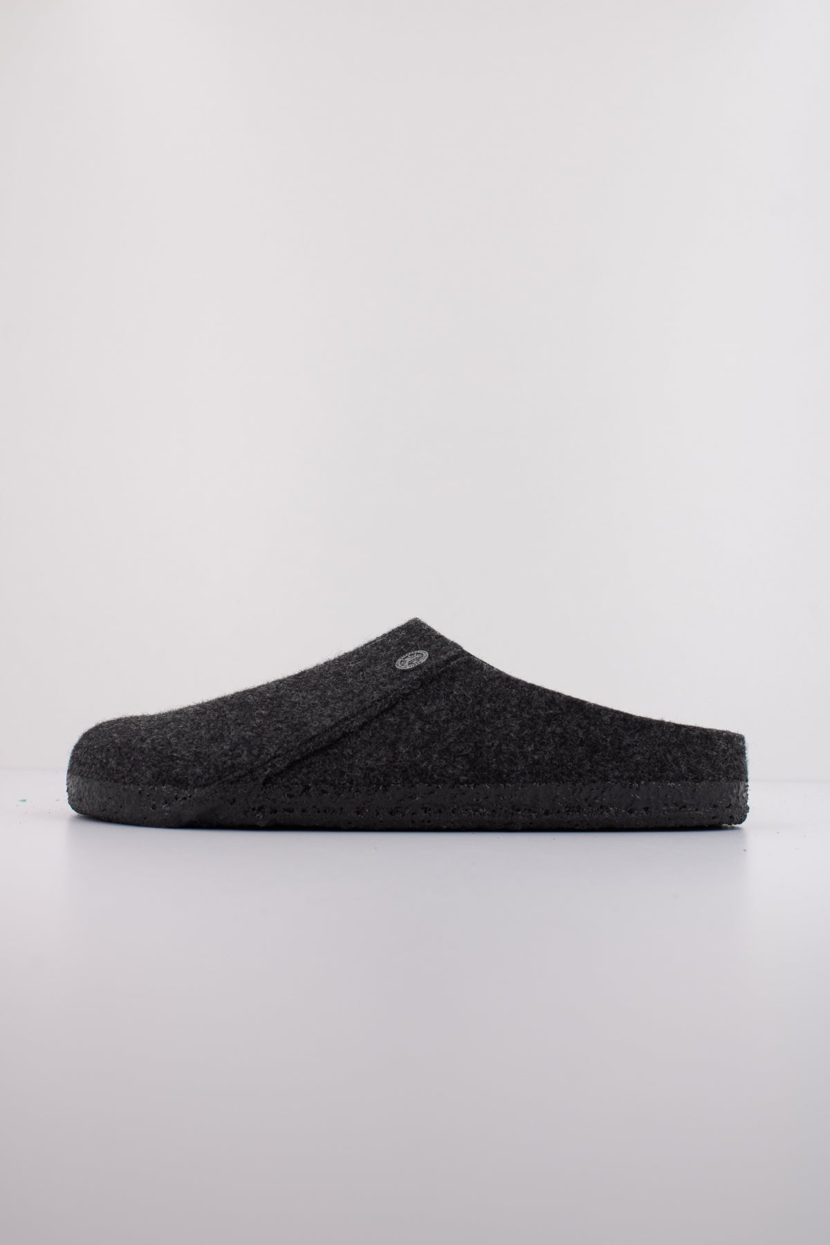 BIRKENSTOCK ZERMATT RIVET en color NEGRO  (1)