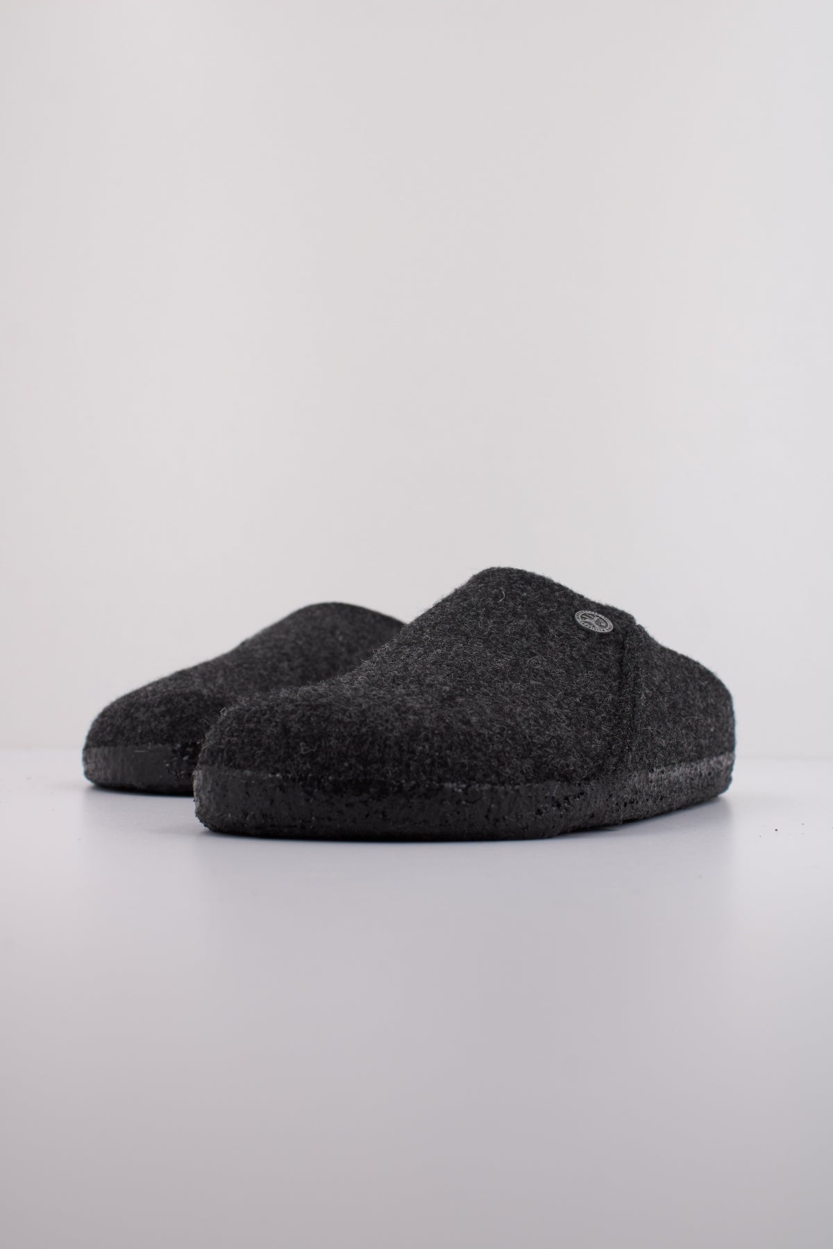 BIRKENSTOCK ZERMATT RIVET en color NEGRO  (2)