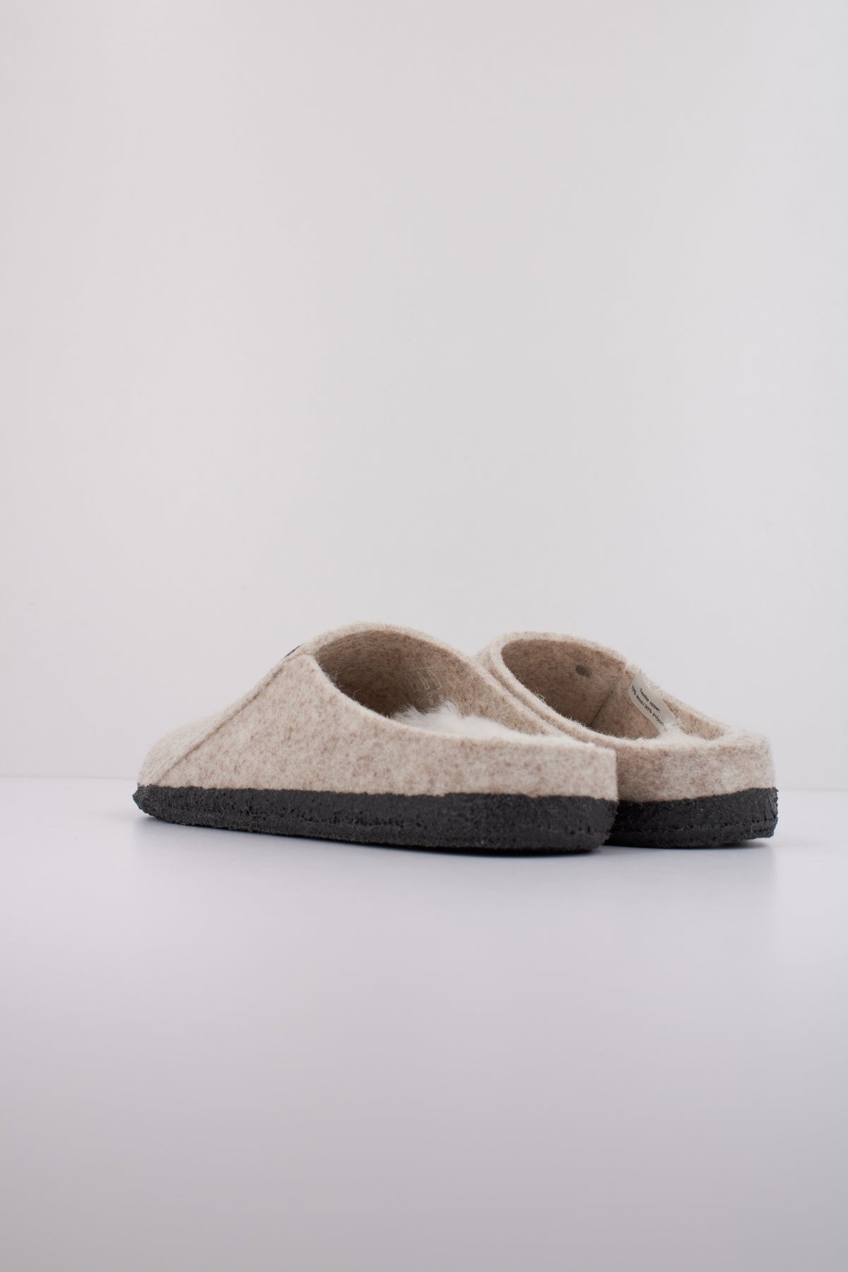 BIRKENSTOCK ZERMATT RIVET en color BEIS  (4)