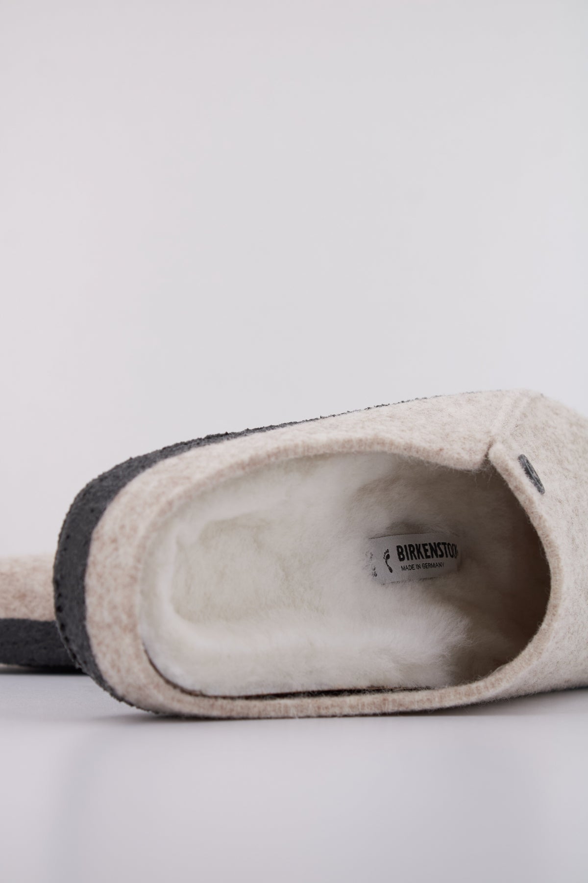 BIRKENSTOCK ZERMATT RIVET en color BEIS  (5)