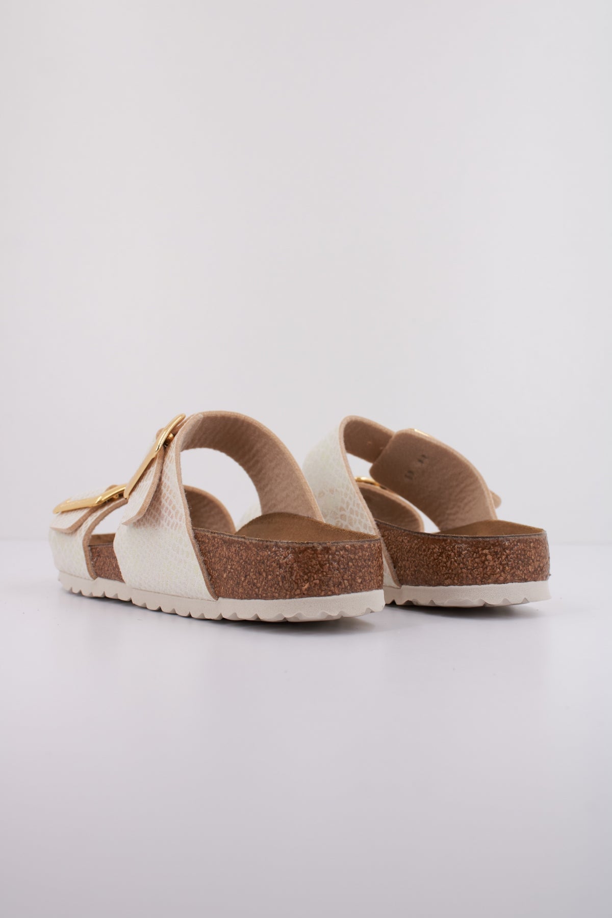 BIRKENSTOCK SYDNEY CUSHION BUCKLE en color BEIS  (4)