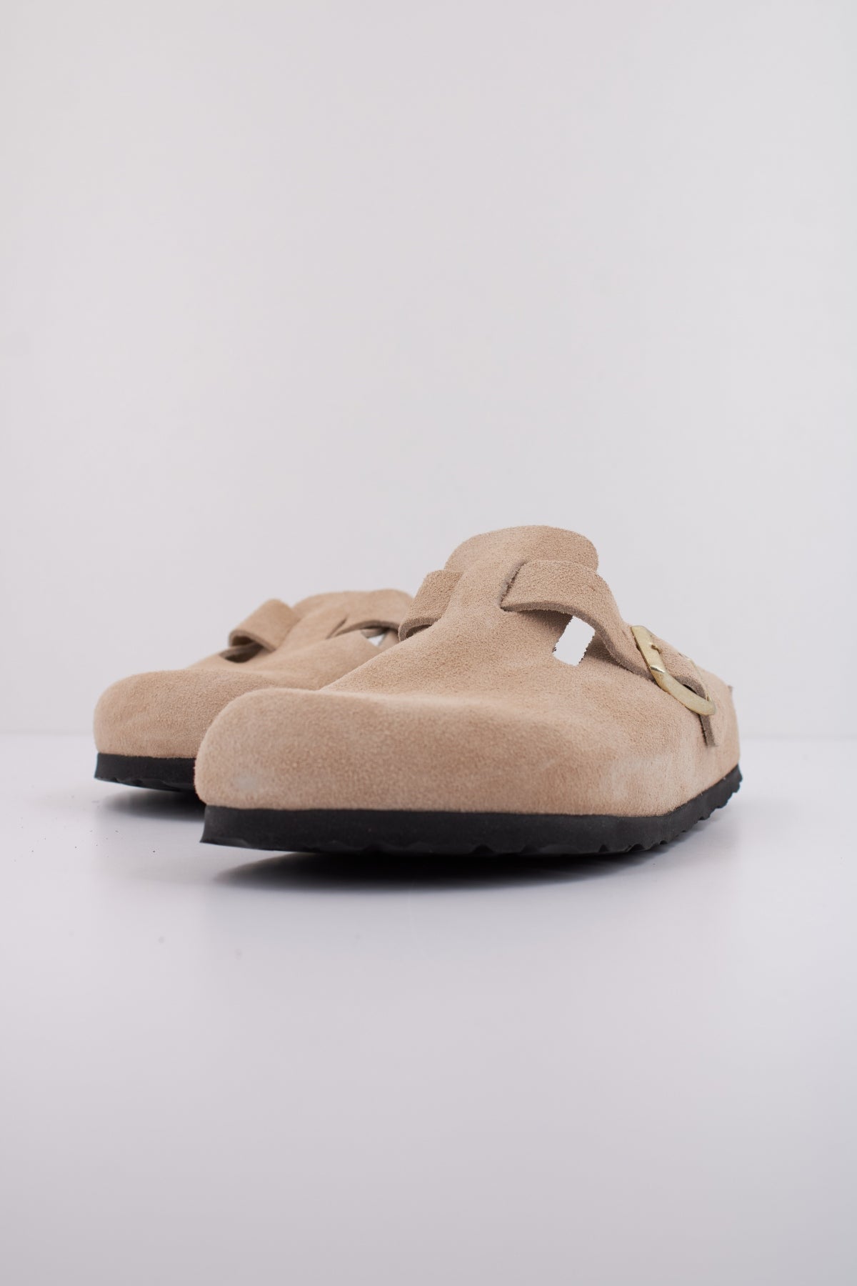 BIRKENSTOCK BOSTON BS en color BEIS  (2)
