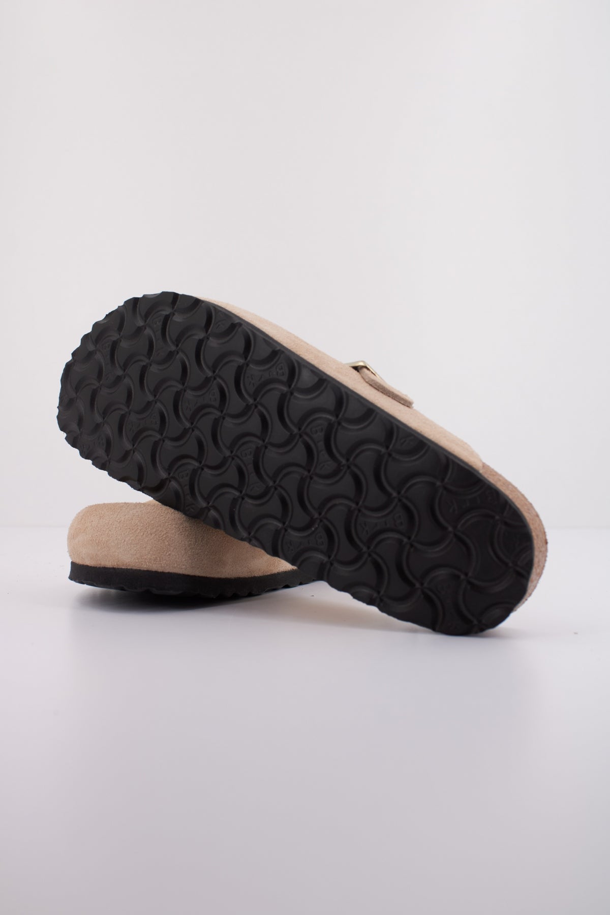 BIRKENSTOCK BOSTON BS en color BEIS  (5)