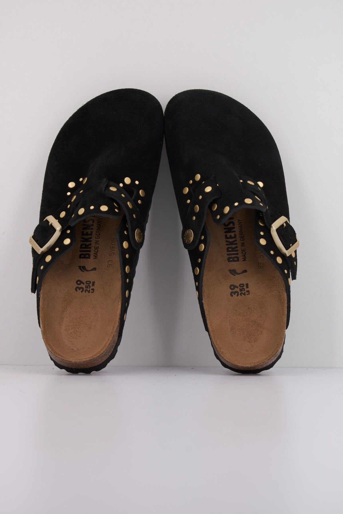 BIRKENSTOCK BOSTON RIVET BORDER en color NEGRO  (3)