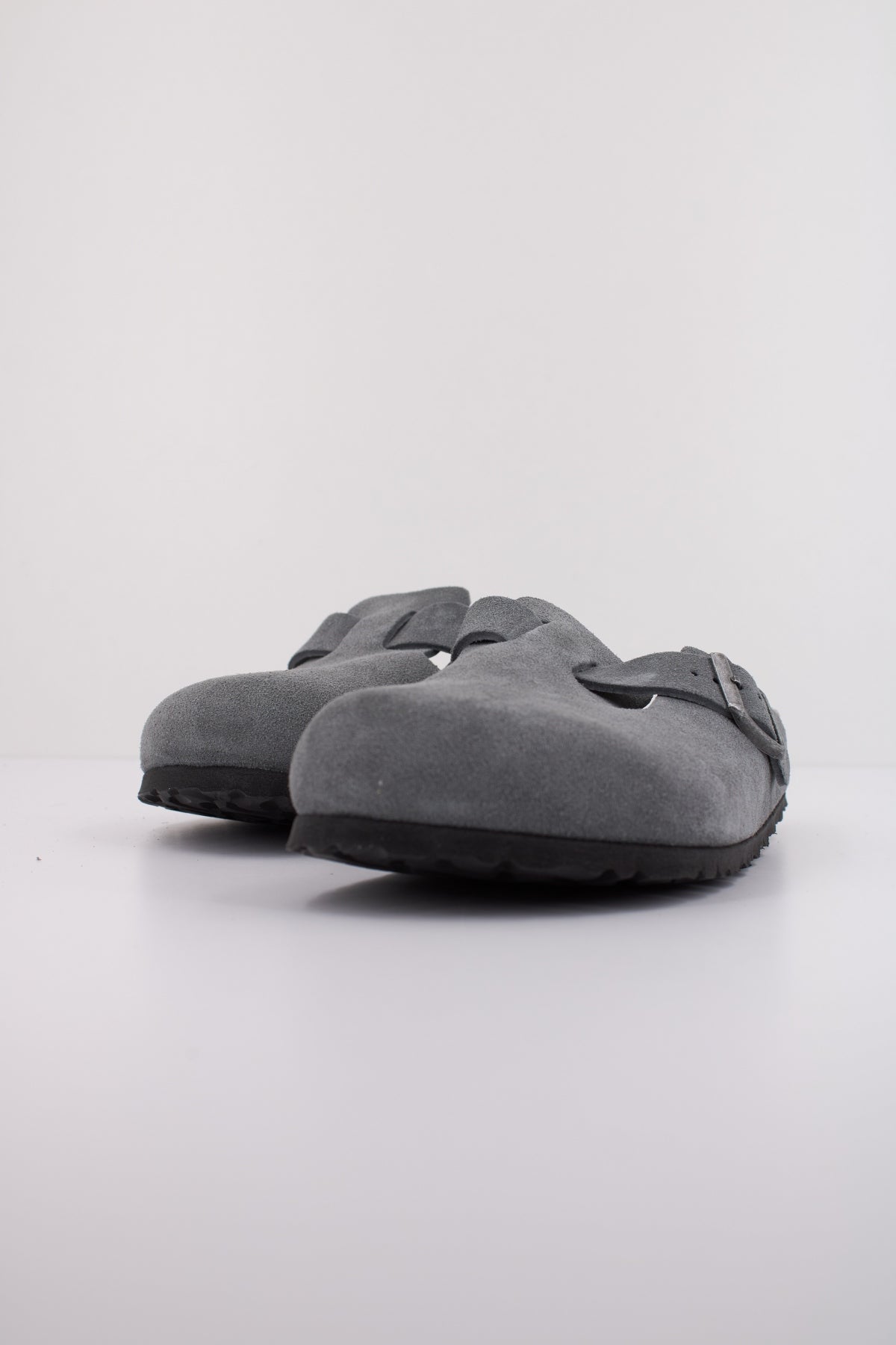 BIRKENSTOCK BOSTON BS en color GRIS  (2)