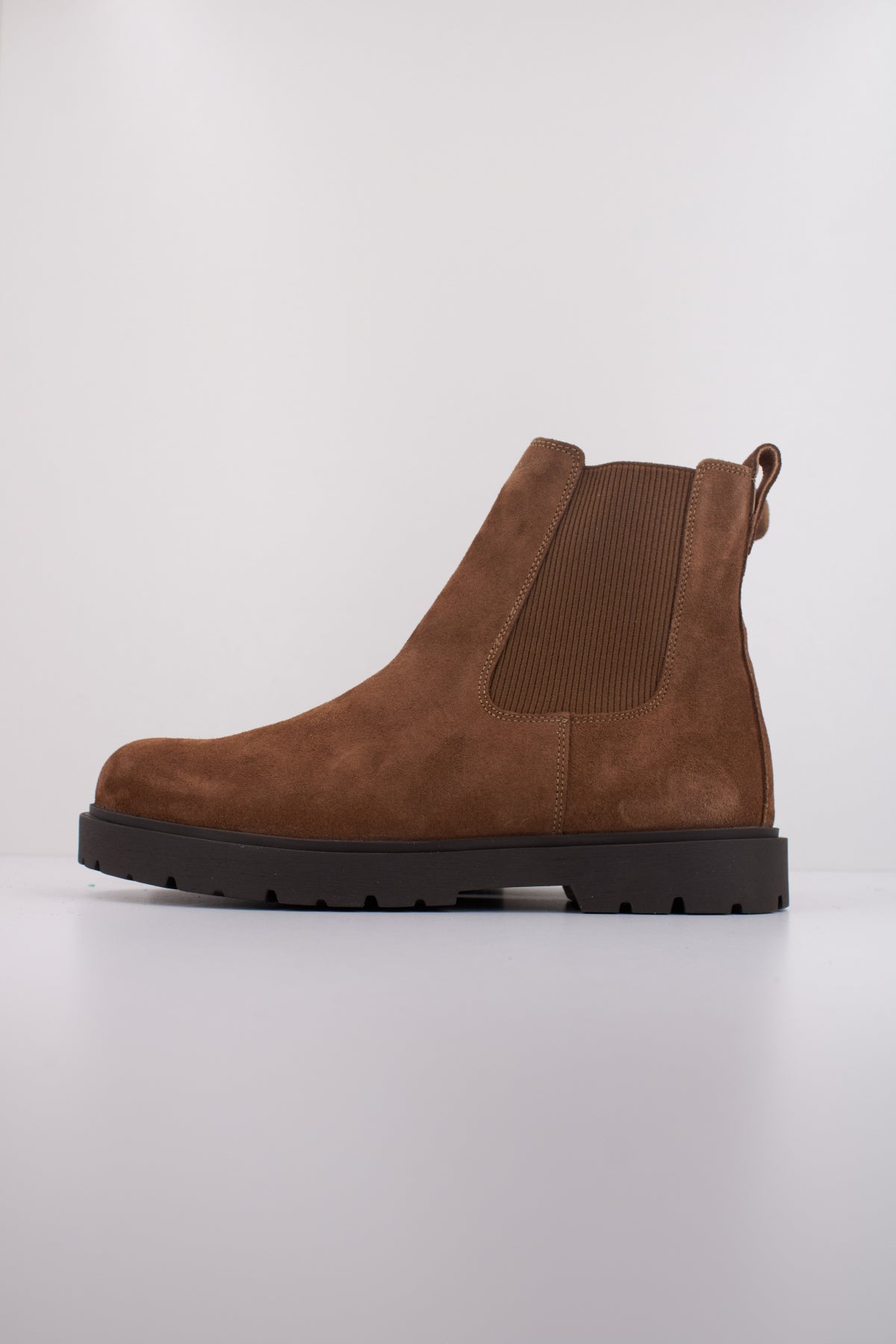 BIRKENSTOCK HIGHWOOD SLIP ON MID en color MARRON  (1)
