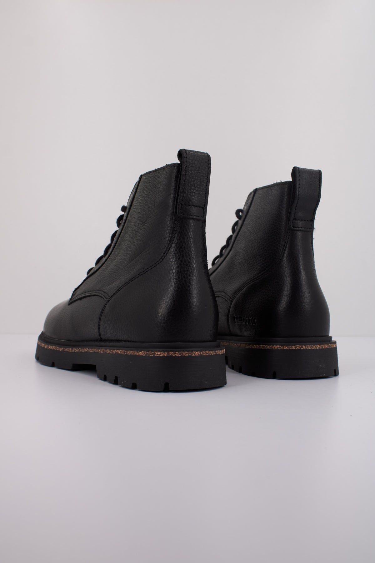 BIRKENSTOCK HIGHWOOD LACE MID en color NEGRO  (4)