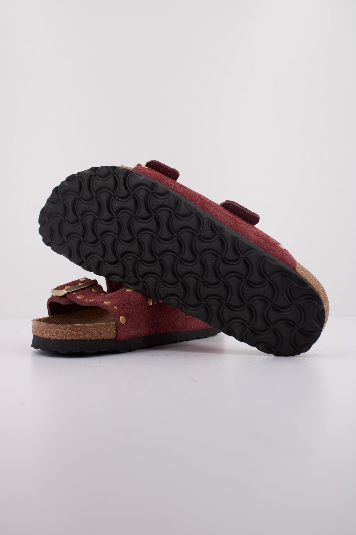 BIRKENSTOCK ARIZONA RIVET en color BURDEOS  (5)
