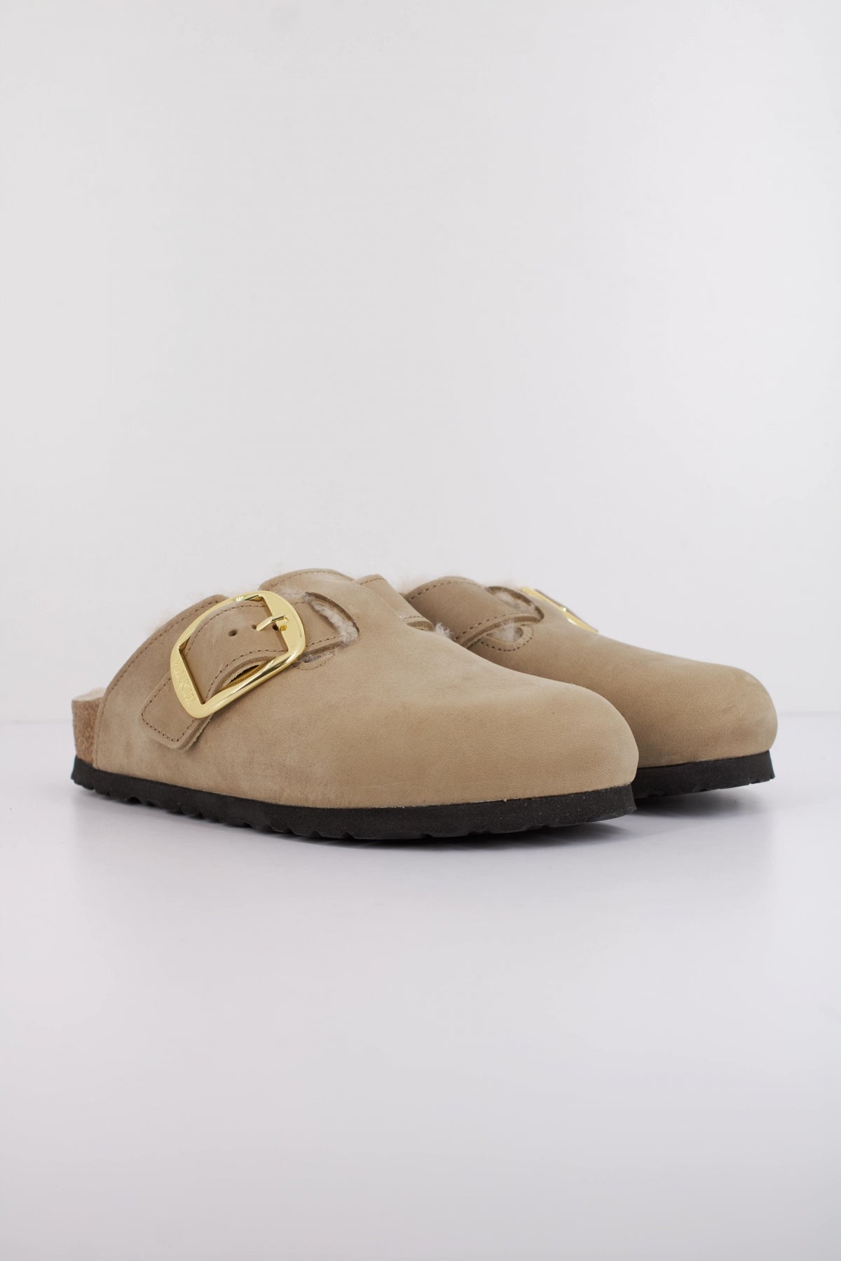 BIRKENSTOCK  BOSTON  en color BEIS  (2)