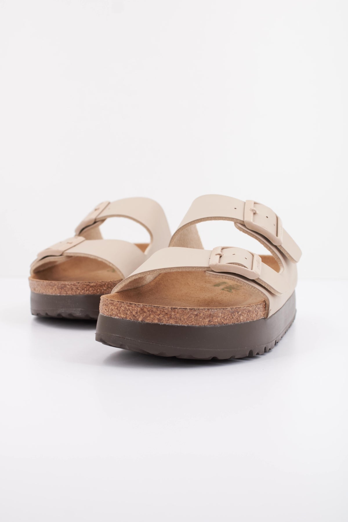 BIRKENSTOCK ARIZONA FLEX PLATFORM en color MARRON  (2)
