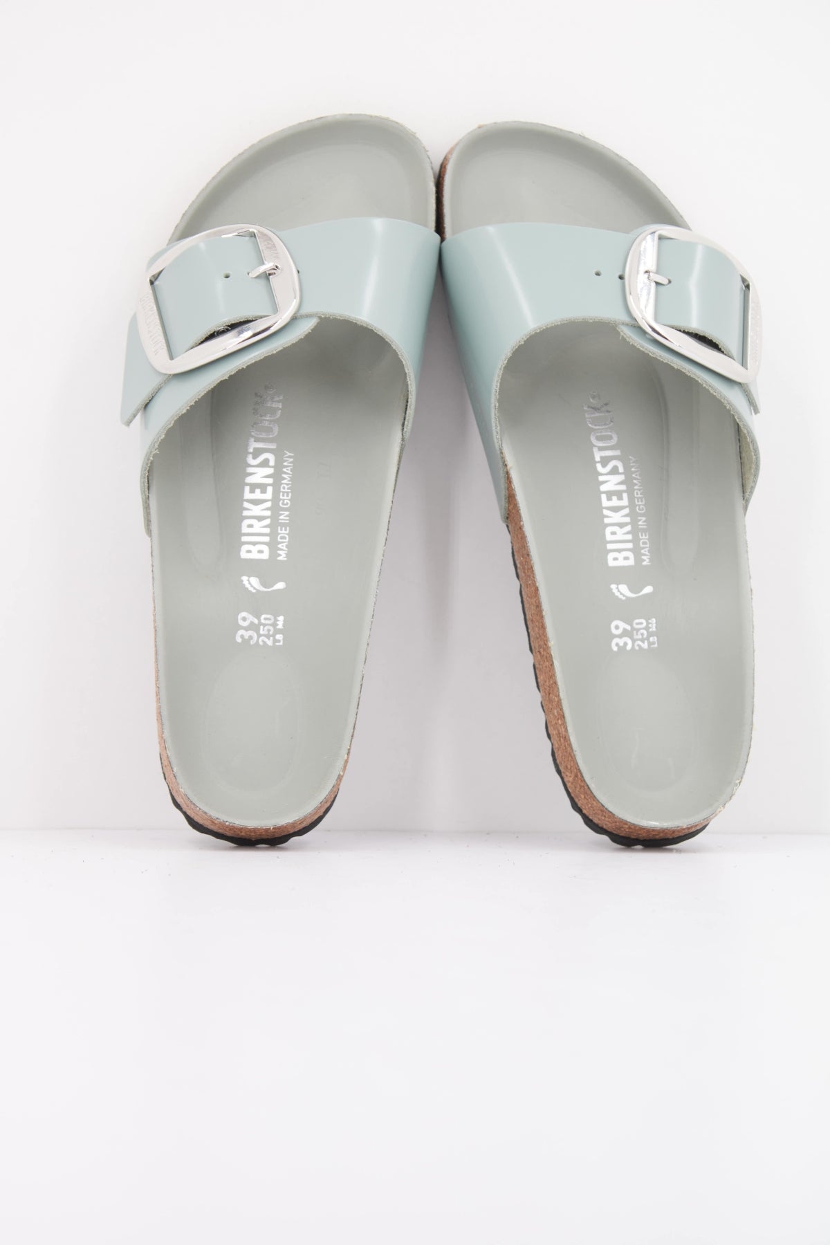 BIRKENSTOCK MADRID BIG BUCKLE NATURAL en color VERDE  (3)