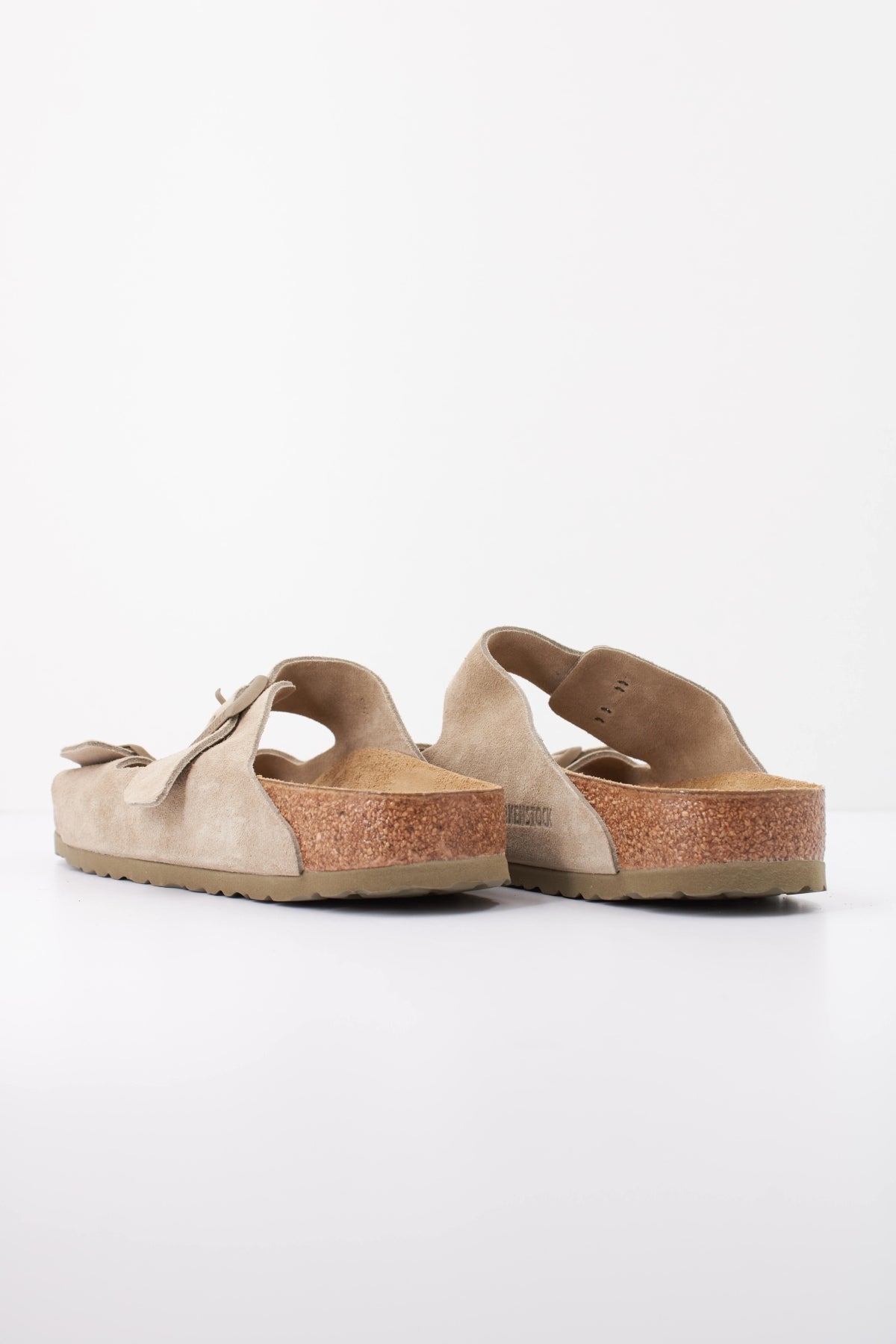 BIRKENSTOCK BI ARIZONA SUEDE LEATHER en color MARRON CLARO  (4)