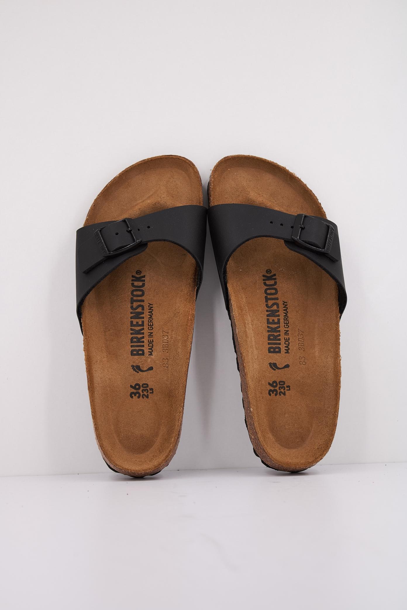 BIRKENSTOCK MADRID BS en color NEGRO  (3)