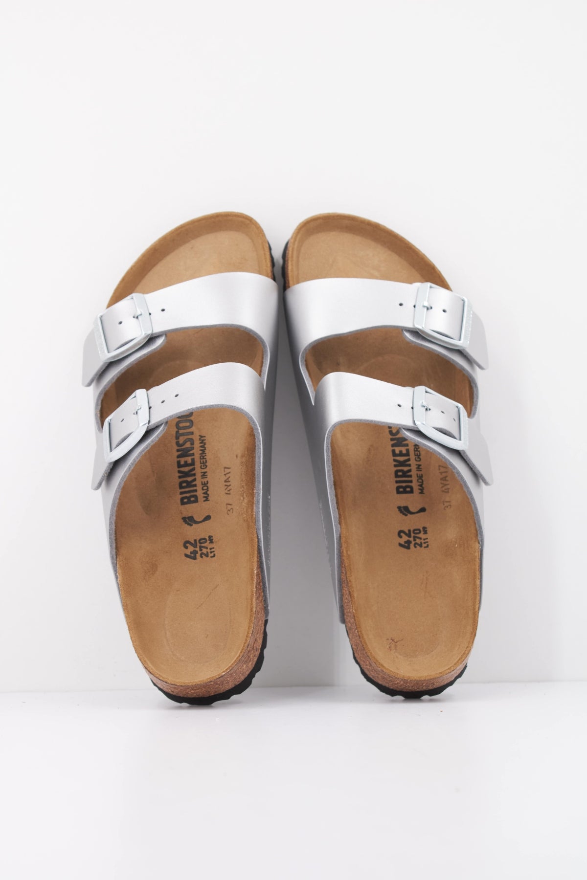 BIRKENSTOCK ARIZONA BF en color PLATA  (3)