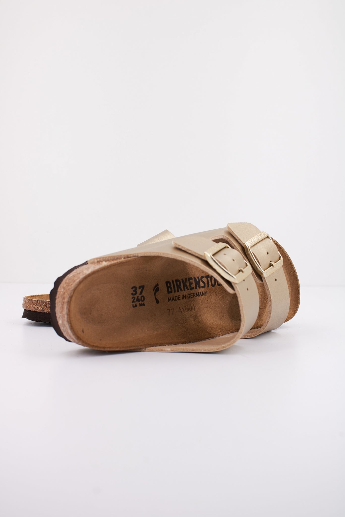 BIRKENSTOCK ARIZONA BF en color ORO  (4)
