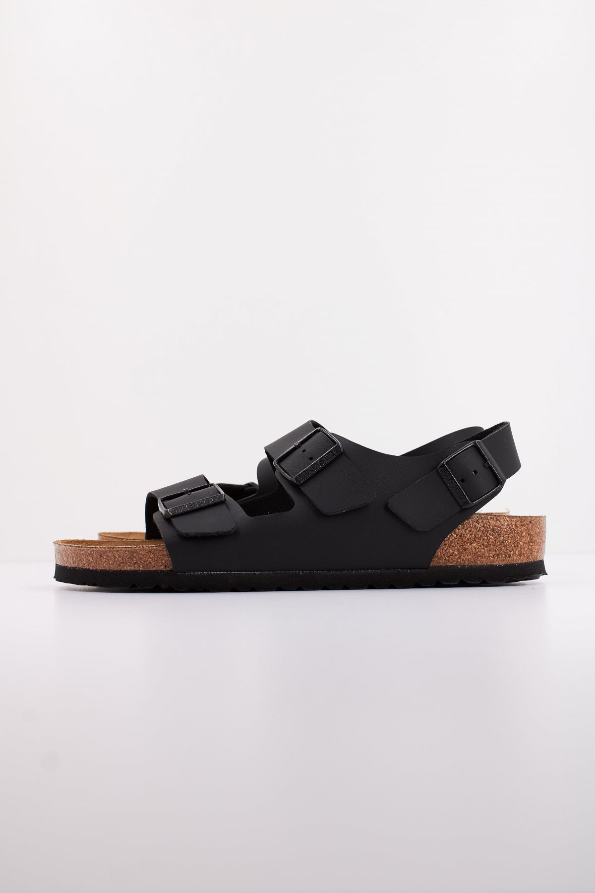 BIRKENSTOCK MILANO BF en color NEGRO  (1)