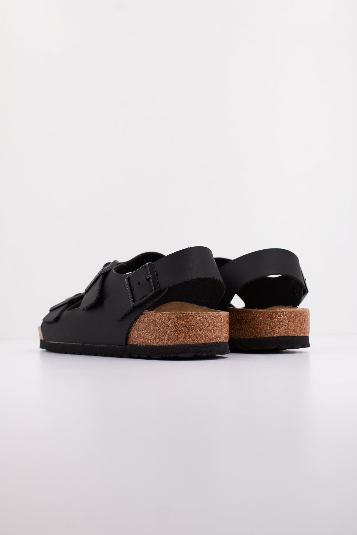BIRKENSTOCK MILANO BF en color NEGRO  (4)